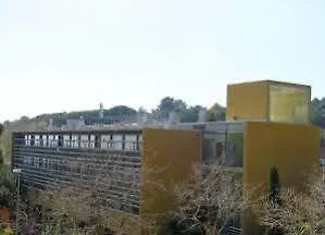萨里亚大学酒店 巴塞罗那 公寓