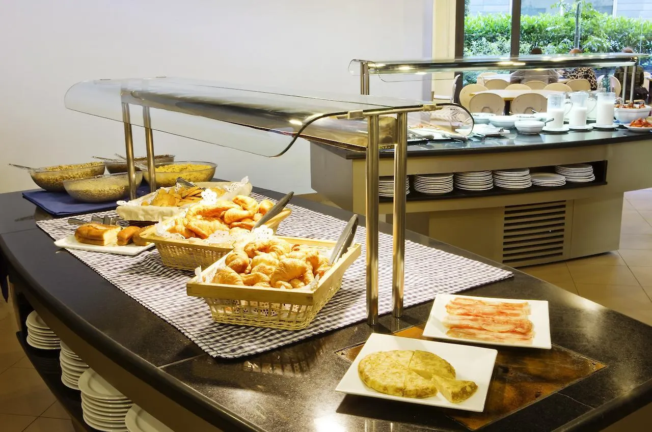萨里亚大学酒店 巴塞罗那 公寓